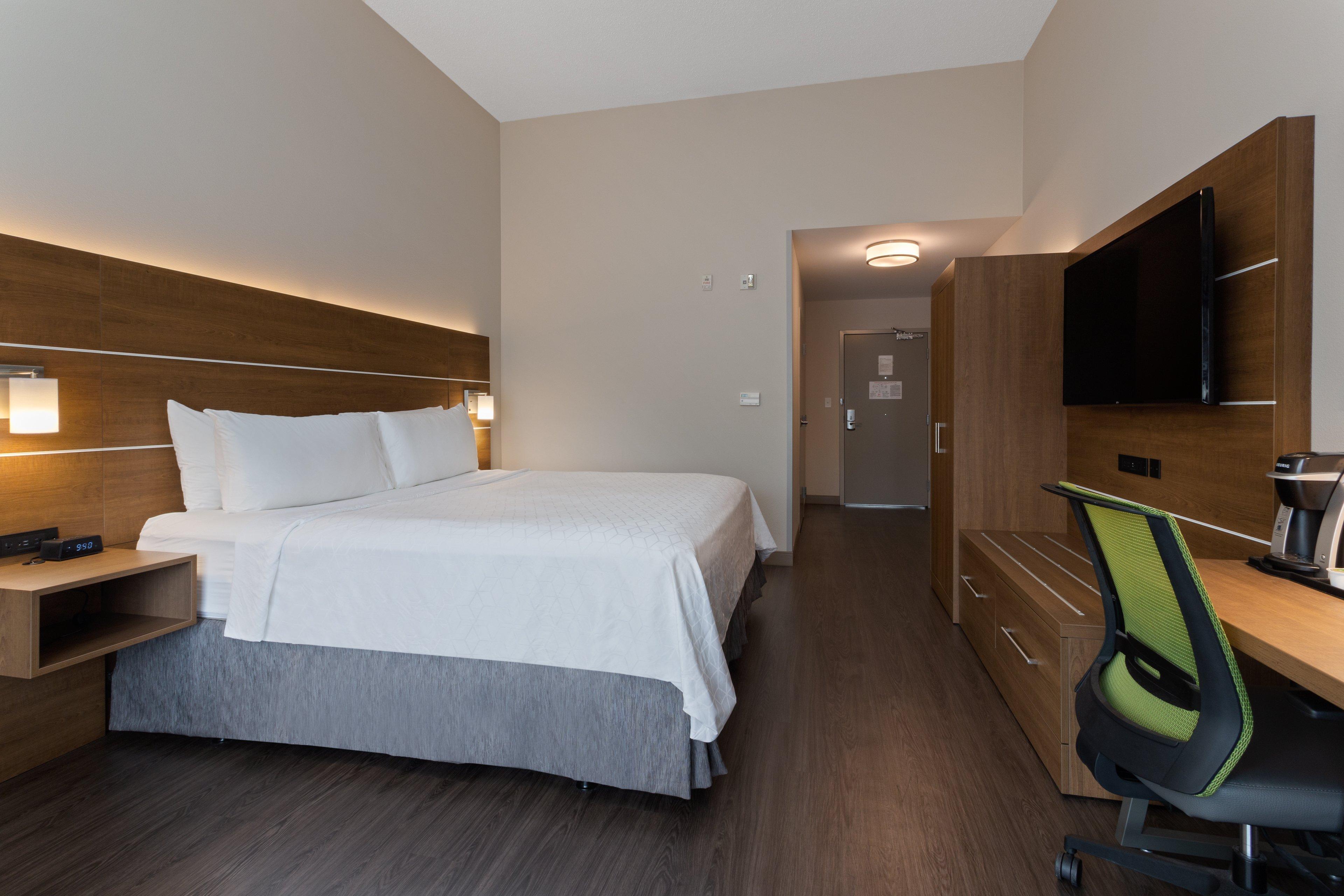 Holiday Express & Largo-clearwater By Ihg