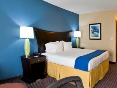 Holiday Express & Largo-clearwater By Ihg 2* Largo